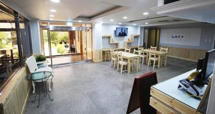 THE RED HOUSE - Hostel