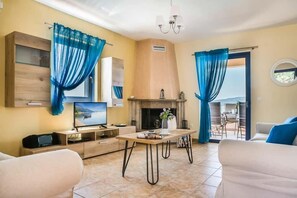 Fireplace - Villa Erato (Kefalonia)