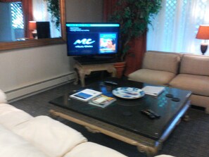 Smart TV, books