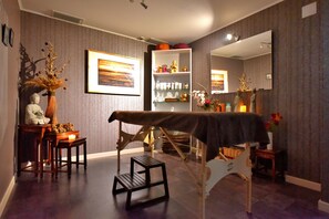 Couples treatment room(s), hot tub, steam room, Turkish bath/hammam - Entre-Amie & Spa (Cantaron)