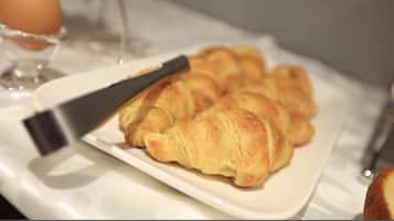Daily continental breakfast for a fee