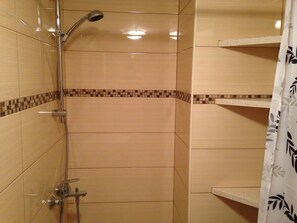 Bathroom shower - Apartmani KLIM (Dubrovnik)