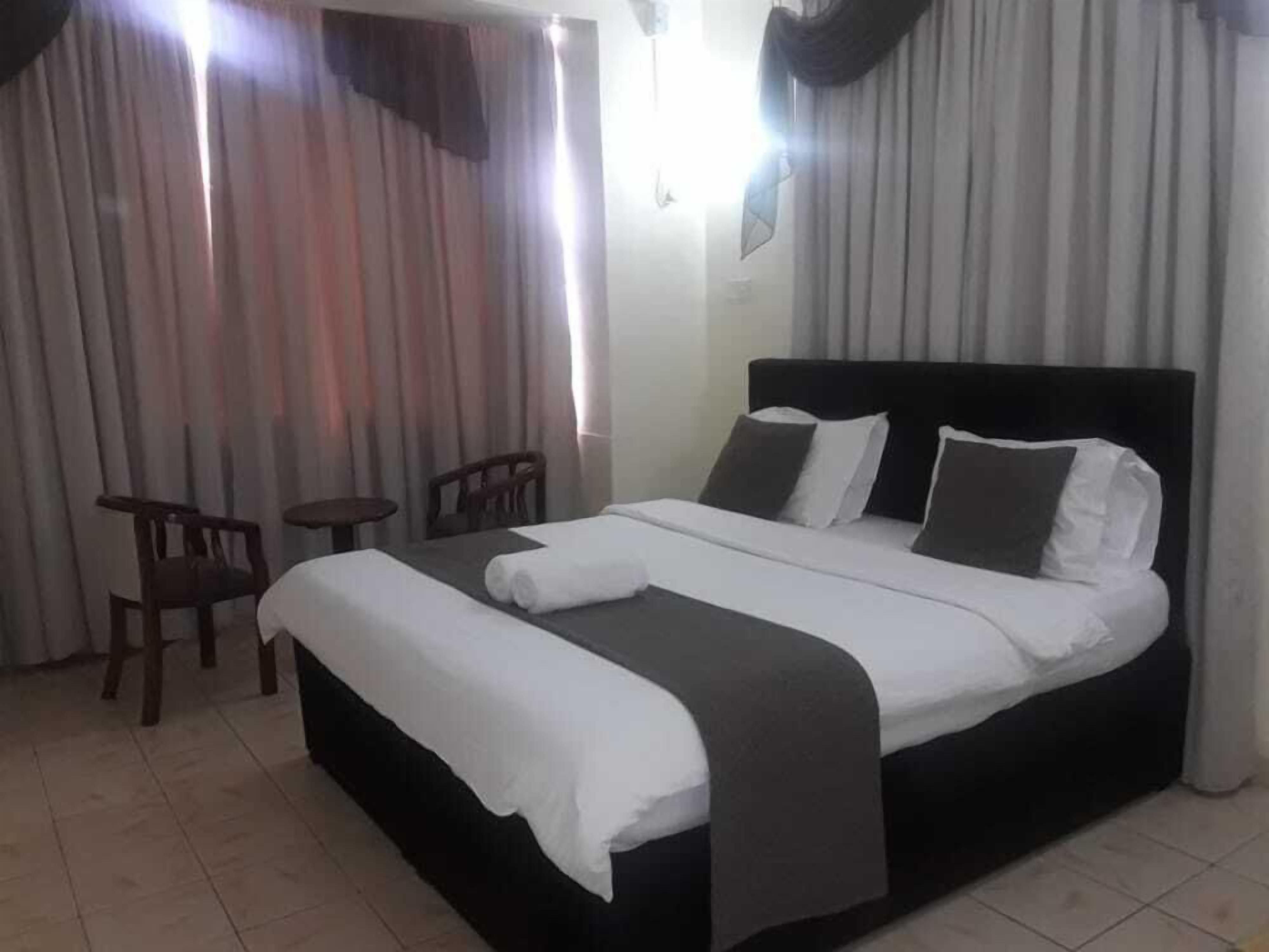 double room | iron/ironing board, free wifi, bed sheets