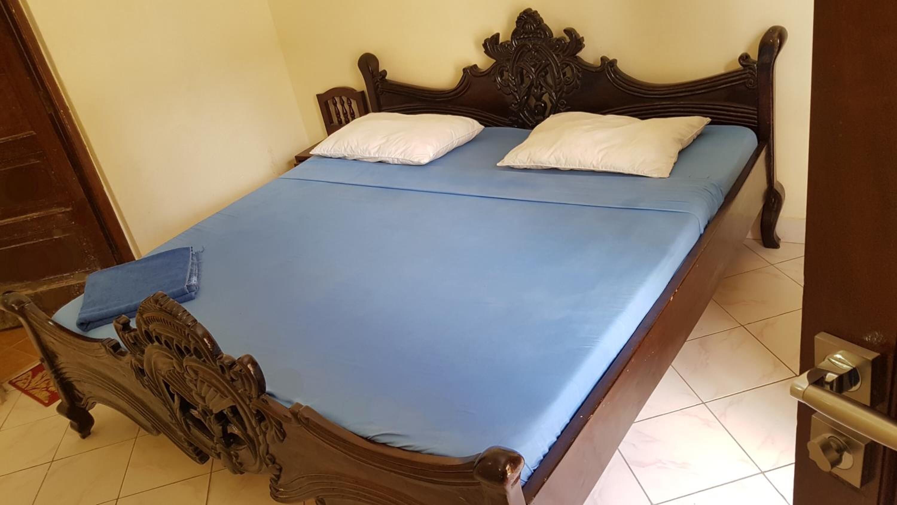 iron/ironing board, free wifi, bed sheets