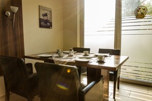 Daily continental breakfast for a fee - Motel Am Bürgerpark (Werlte)