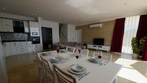 Villa, Pool View | Living room - Villa Oscar (Kas)