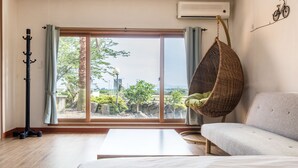 Room - Sanbangsane Pension (Seogwipo)