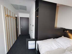 Habitación individual (Castle View) | Caja fuerte, escritorio, wifi gratis y ropa de cama