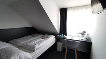 In-room safe, desk, free WiFi, bed sheets