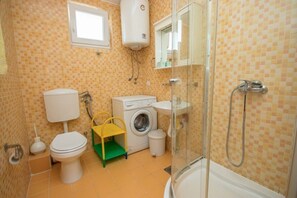 Bathroom - Apartment Filip (Bar)