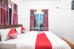 Phòng đôi Tiêu chuẩn, 1 giường đôi | Truy cập Internet không dây miễn phí, bộ trải giường 