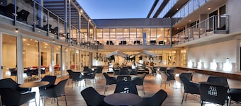 Marina Palace Hotel
