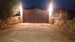 Enceinte de lâhĂ©bergement