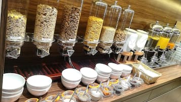 Bao gồm bữa sáng buffet hàng ngày
