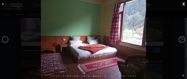 Soundproofing, free WiFi - Jibhi Cottage (Banjar)