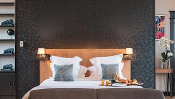 Presidentiële suite, 1 queensize bed (Moonseng) | Een kluis op de kamer, een bureau, geluiddichte muren, gratis wifi