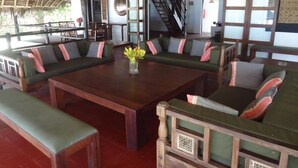 Living area - Warm Sea Sand (Diani Beach)