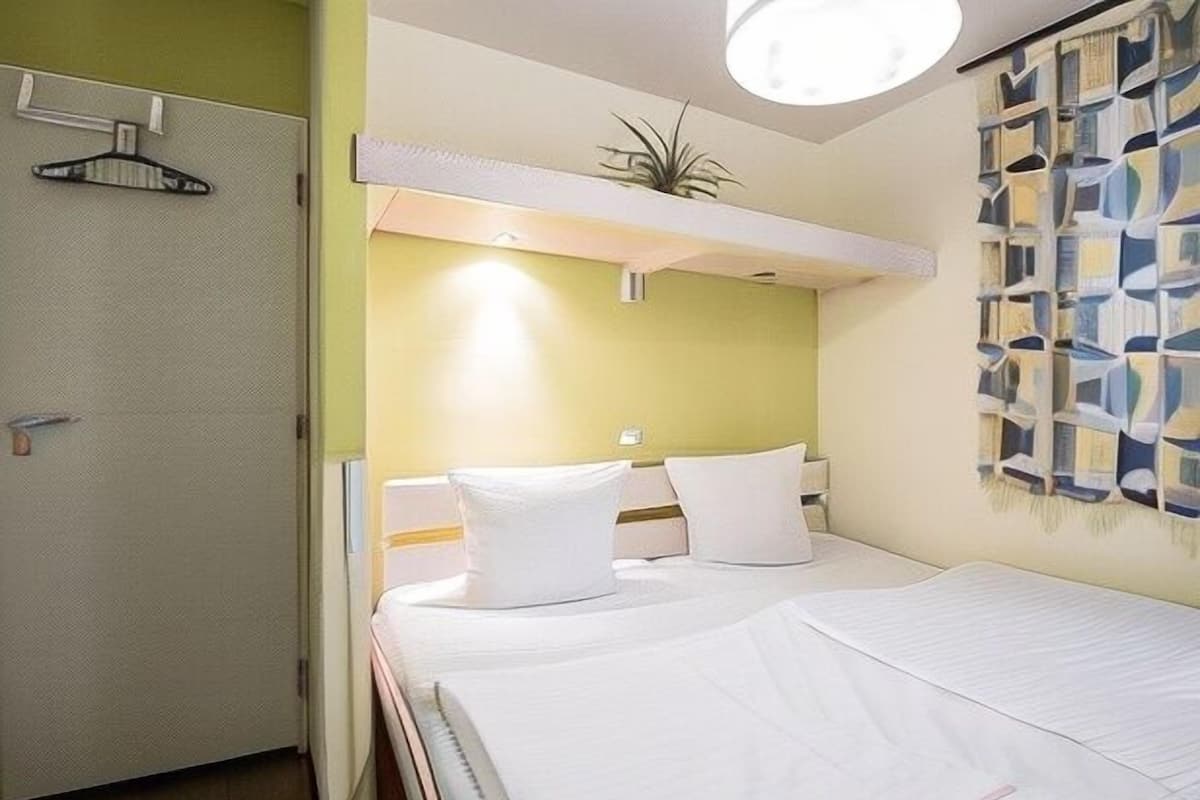 2 slaapkamers, een kluis op de kamer, gratis wifi, beddengoed