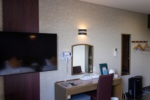 ツインルーム 禁煙 | デスク、WiFi (無料)、ベッドシーツ