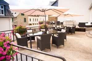 Basic Mobile Home, Vineyard View (WoMo - Stellplatz) | Miscellaneous - Gästehaus C.h.berres (Uerzig)