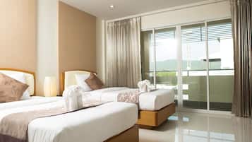 Standard Room, 2 Single Beds | Desk, free WiFi