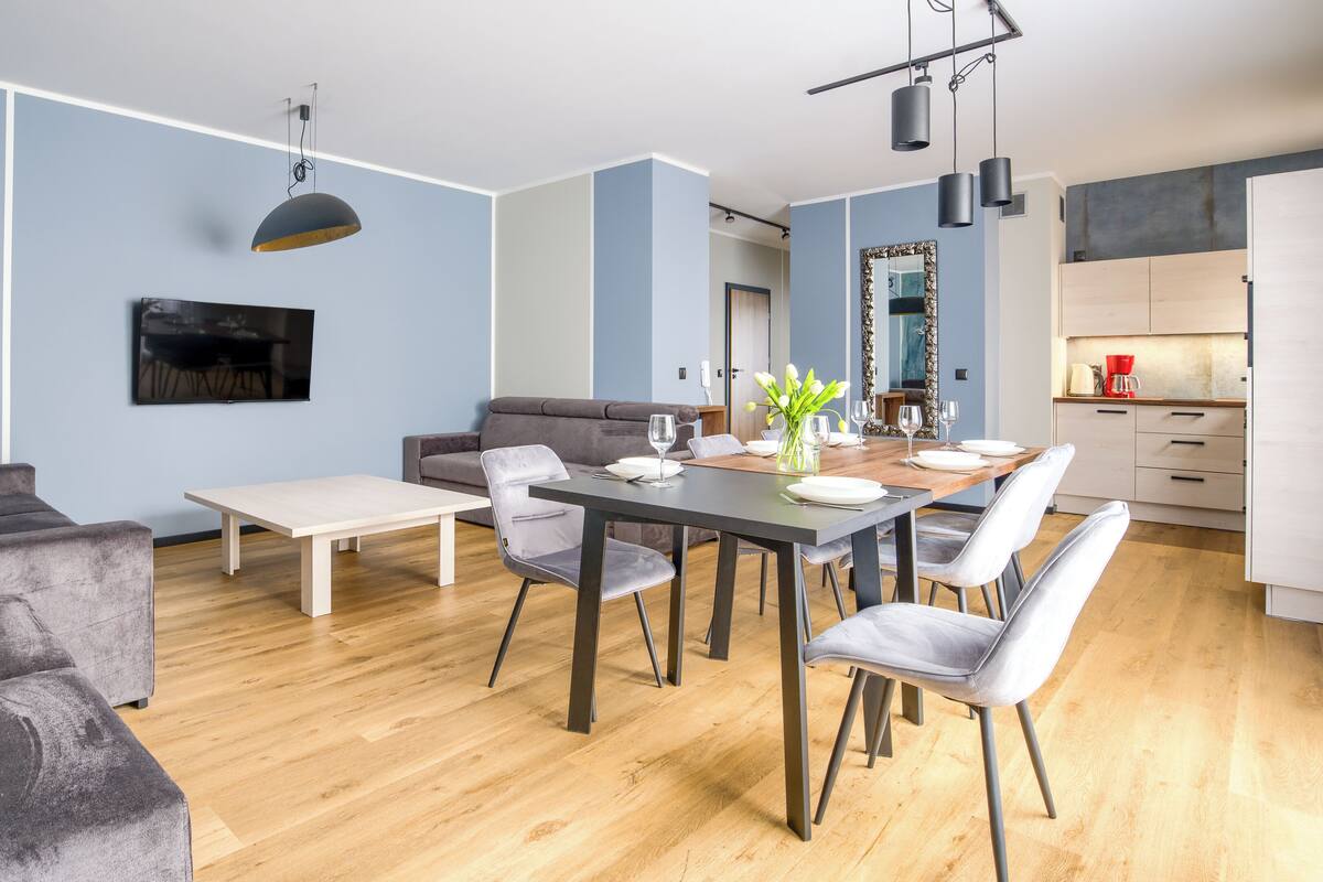 Apartment (UG 147) | Living area | Flat-screen TV
