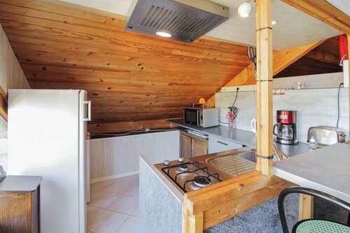 Homerez - Apartment in Échenans with parking