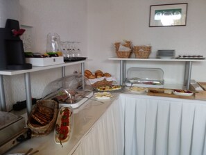 Daily buffet breakfast (EUR 10 per person)