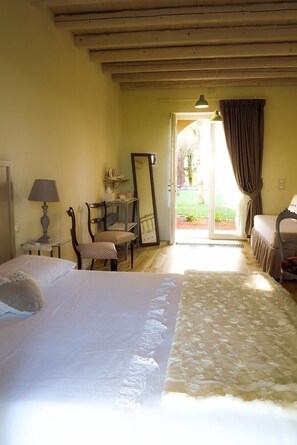 Junior Suite, Garden View