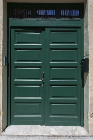 Entrée de l’hébergement