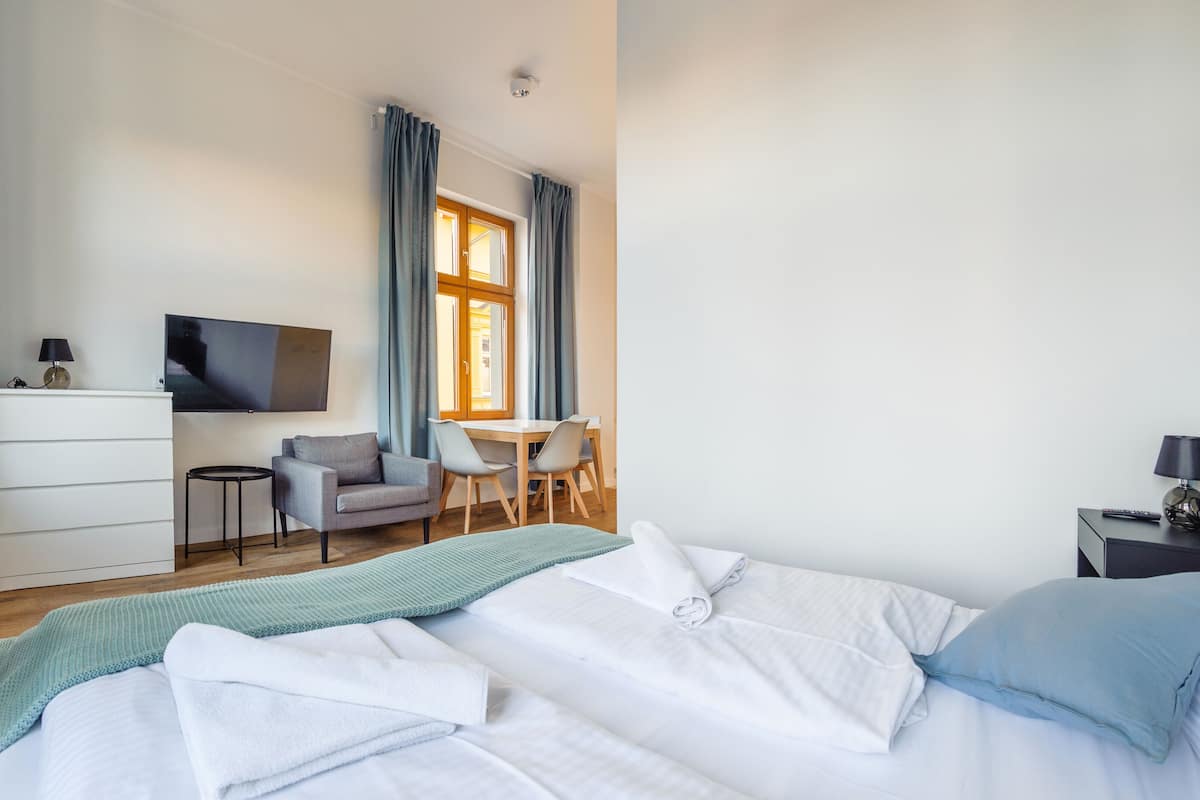 Studio (16) | 1 bedroom, iron/ironing board, free WiFi, bed sheets