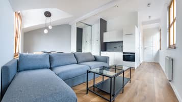 Apartment (24) | Living room