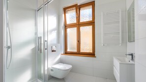 Apartment (15) | Bathroom