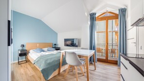 Estudio (20) | Tabla de planchar con plancha, wifi gratis, ropa de cama