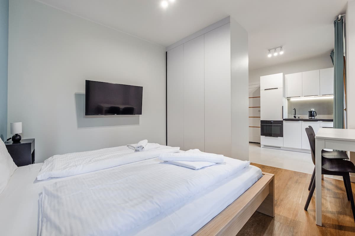 1 bedroom, iron/ironing board, free WiFi, bed sheets