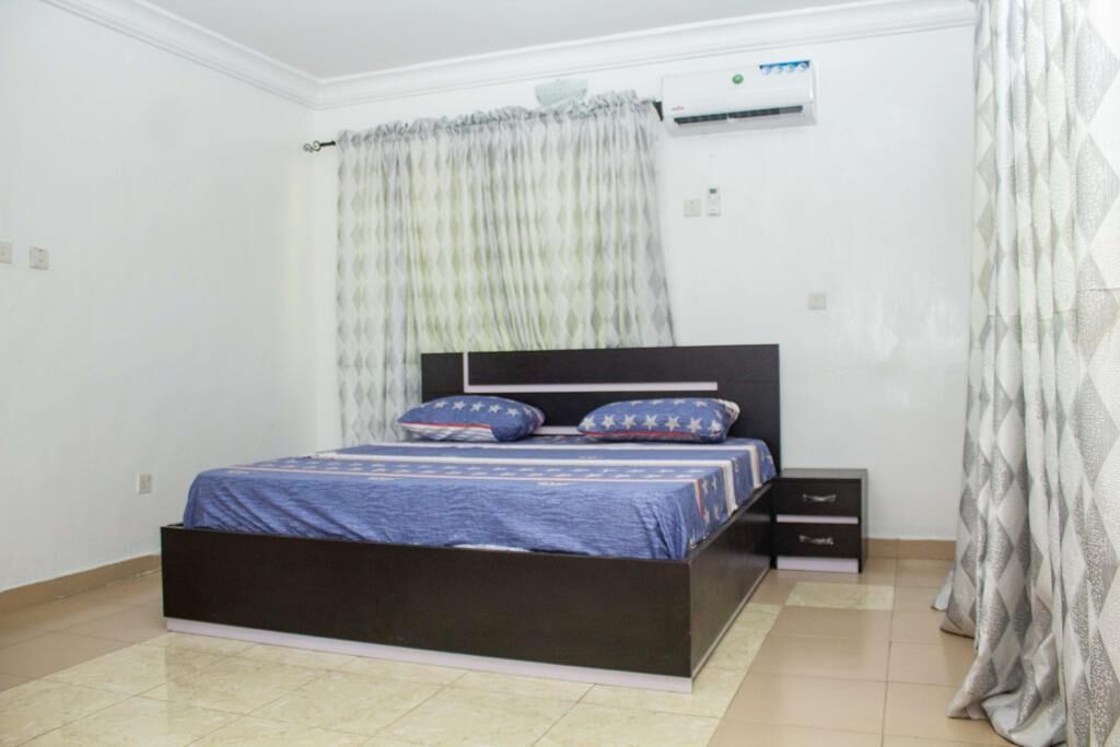 3 habitaciones, tabla de planchar con plancha y wifi 