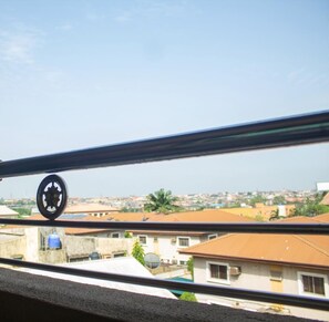 Property grounds - 3 Bedroom Serviced Apartment. Maryland (Lagos)