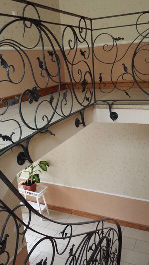 Staircase - Ferienwohnungen Posthotel (Bad Bertrich)