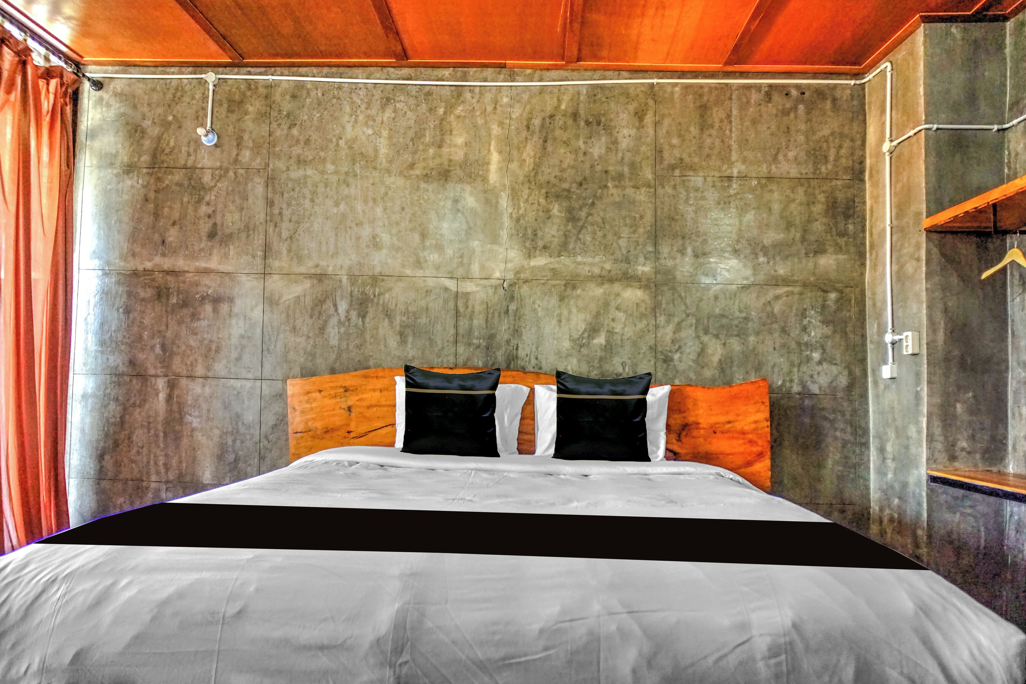 Deluxe Suite | Desk, free WiFi, bed sheets