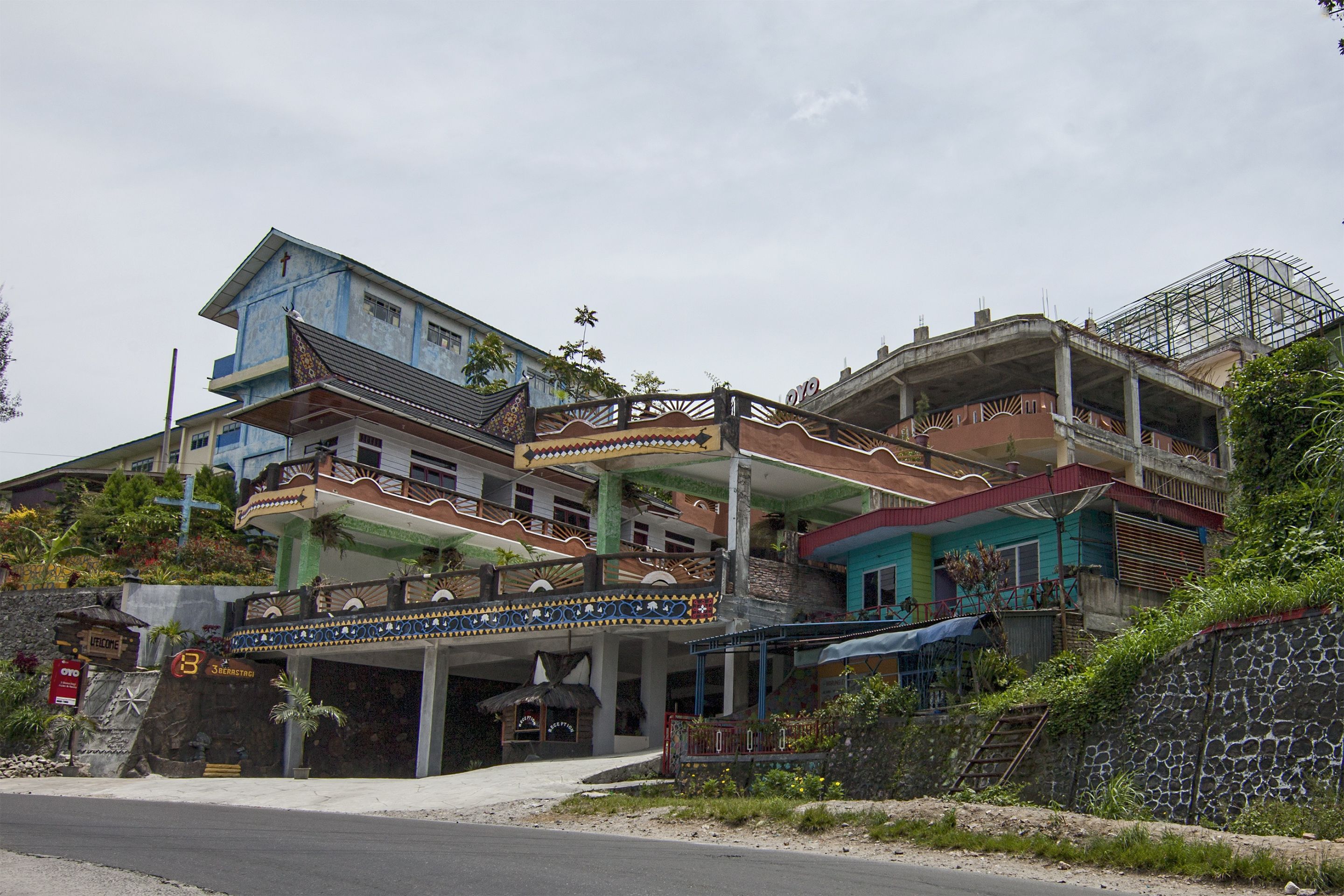 Mặt tiền nơi lưu trú