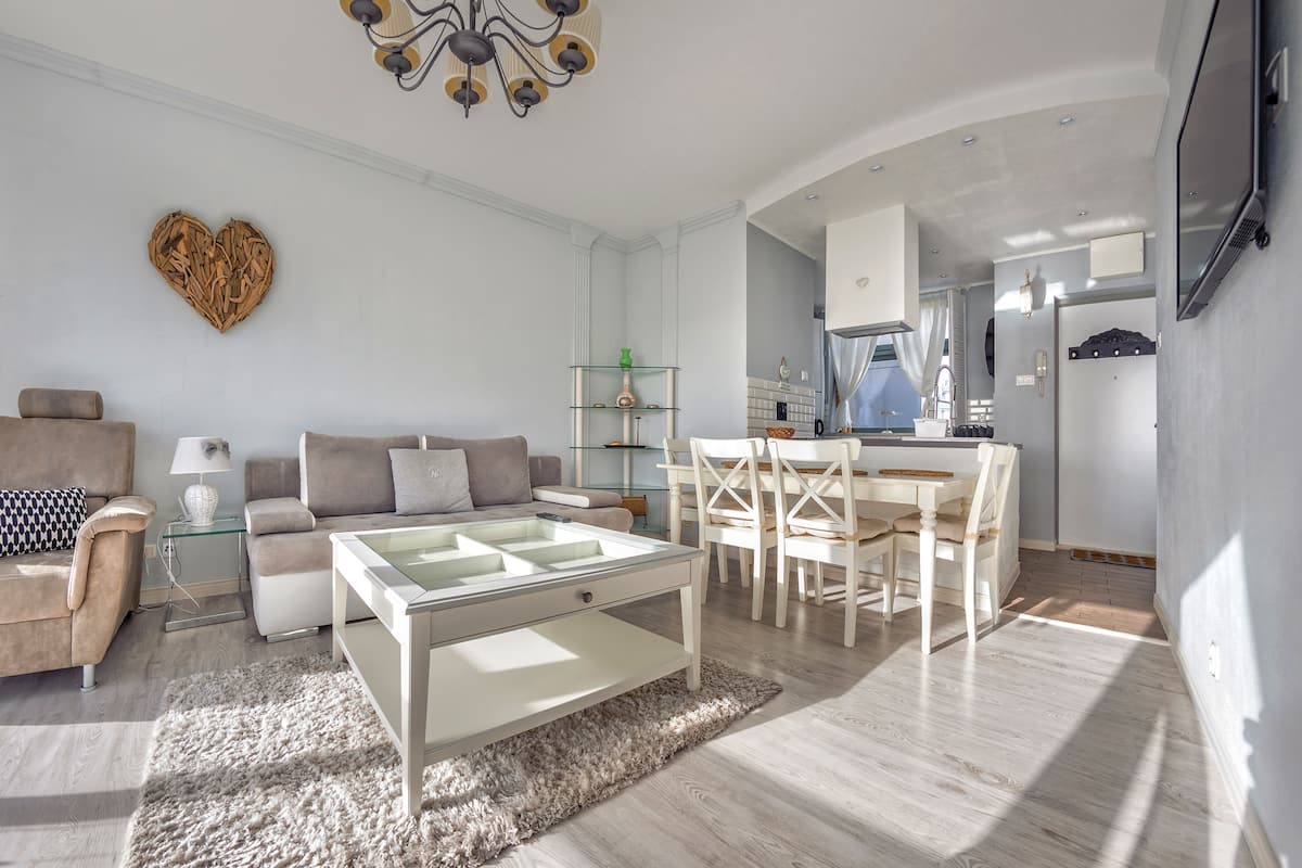 Apartment (208) | Iron/ironing board, free WiFi, bed sheets
