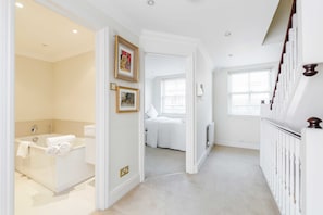 Exclusive Apartment, Multiple Beds, Courtyard View | Bathroom