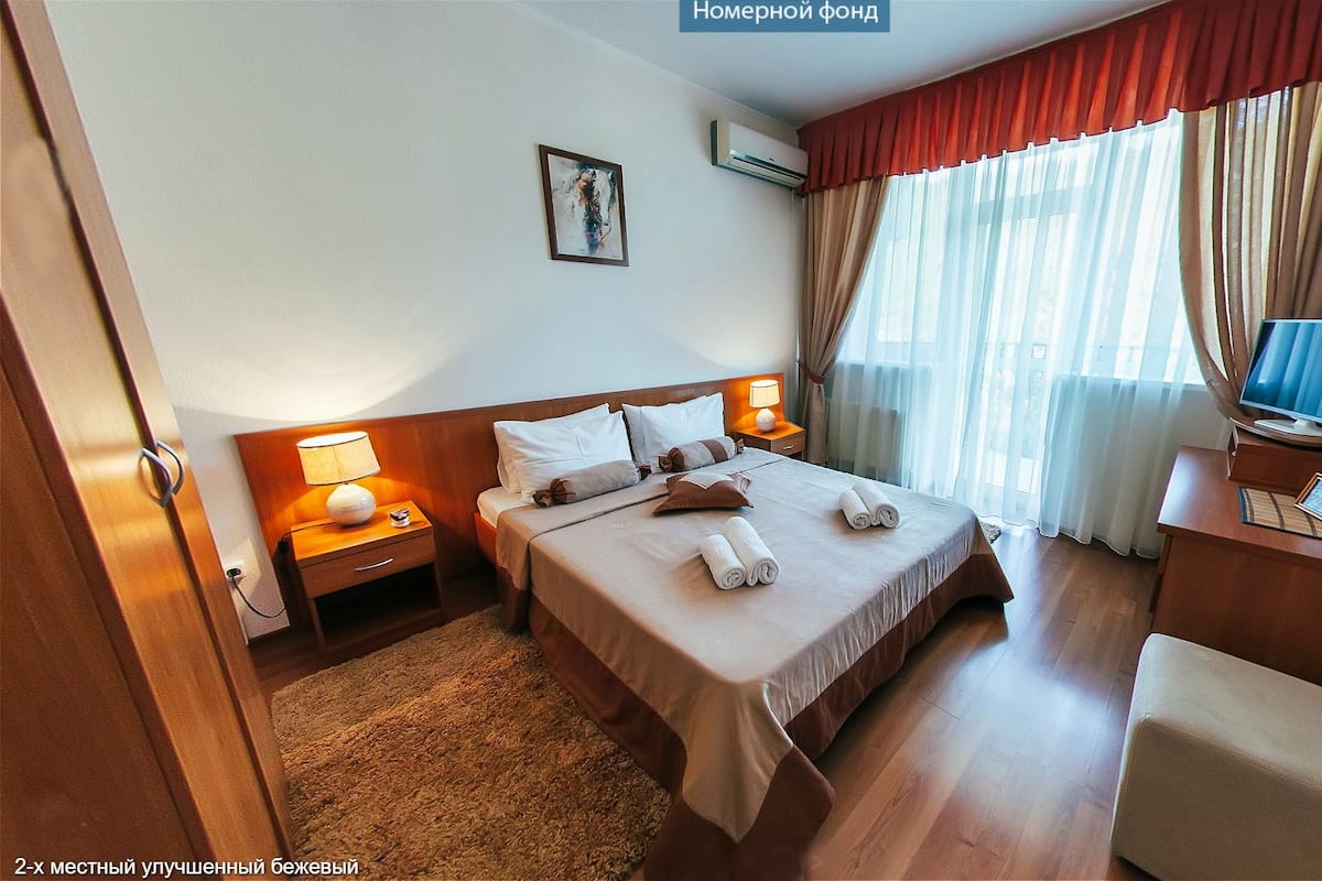 Superior Double Room, 1 Katil Ratu (Queen) dengan Katil Sofa | Peti besi dalam bilik, seterika/papan seterika, Wi-fi percuma