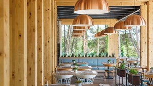 お食事
