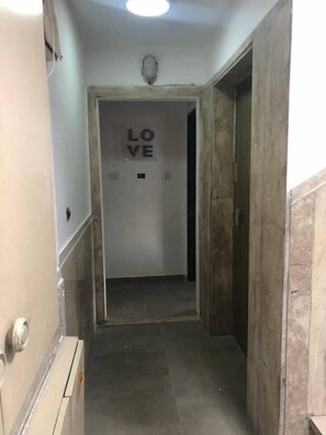 Interior - HaHavatselet 19  - Isrentals (Jerusalem)