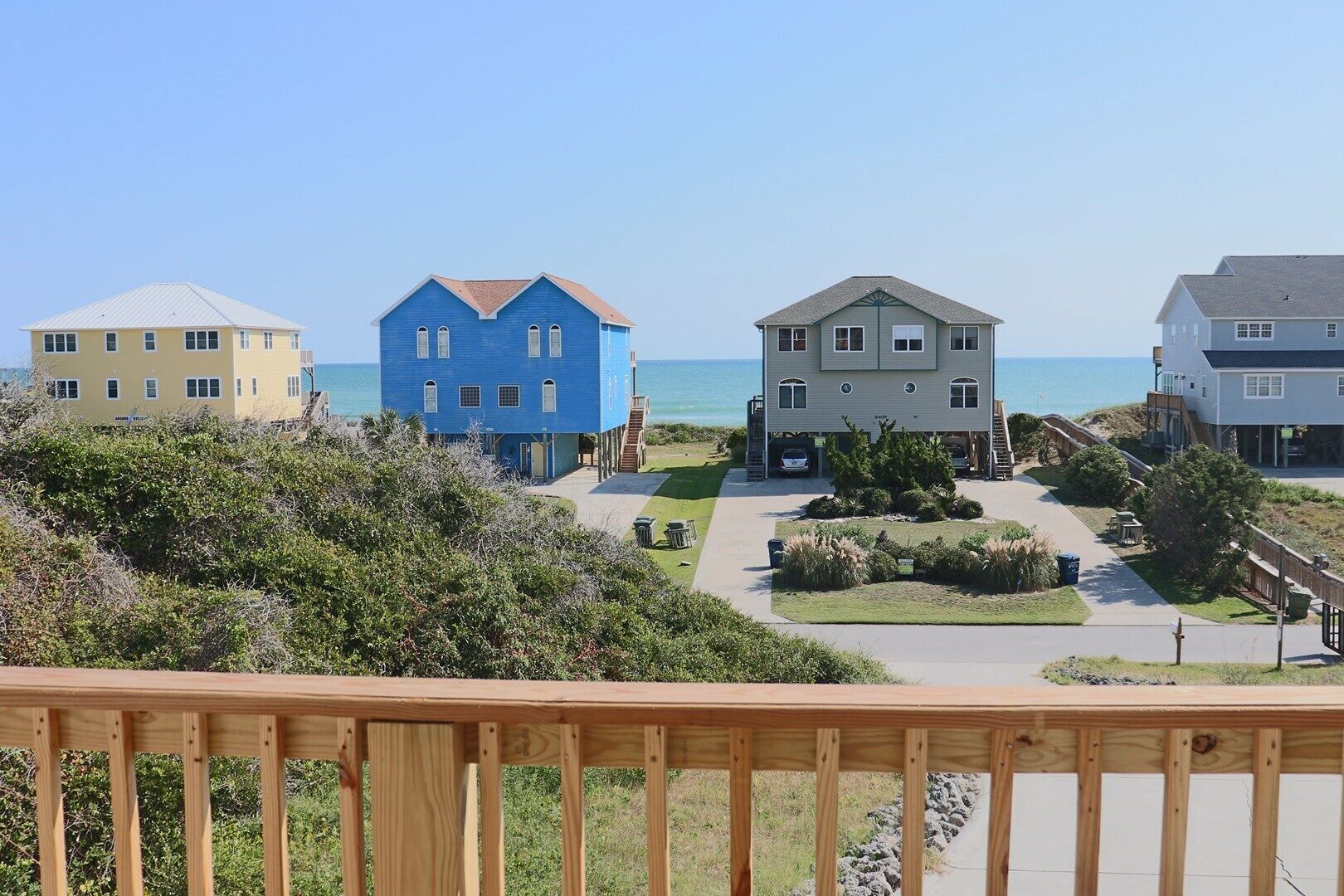 المنطقة المحيطة بالمنشأة