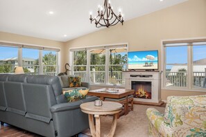 Een smart-tv en een dvd-speler