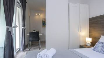 1 bedroom, free WiFi, bed sheets