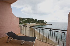 Double Room, Balcony, Sea View | Terrace/patio