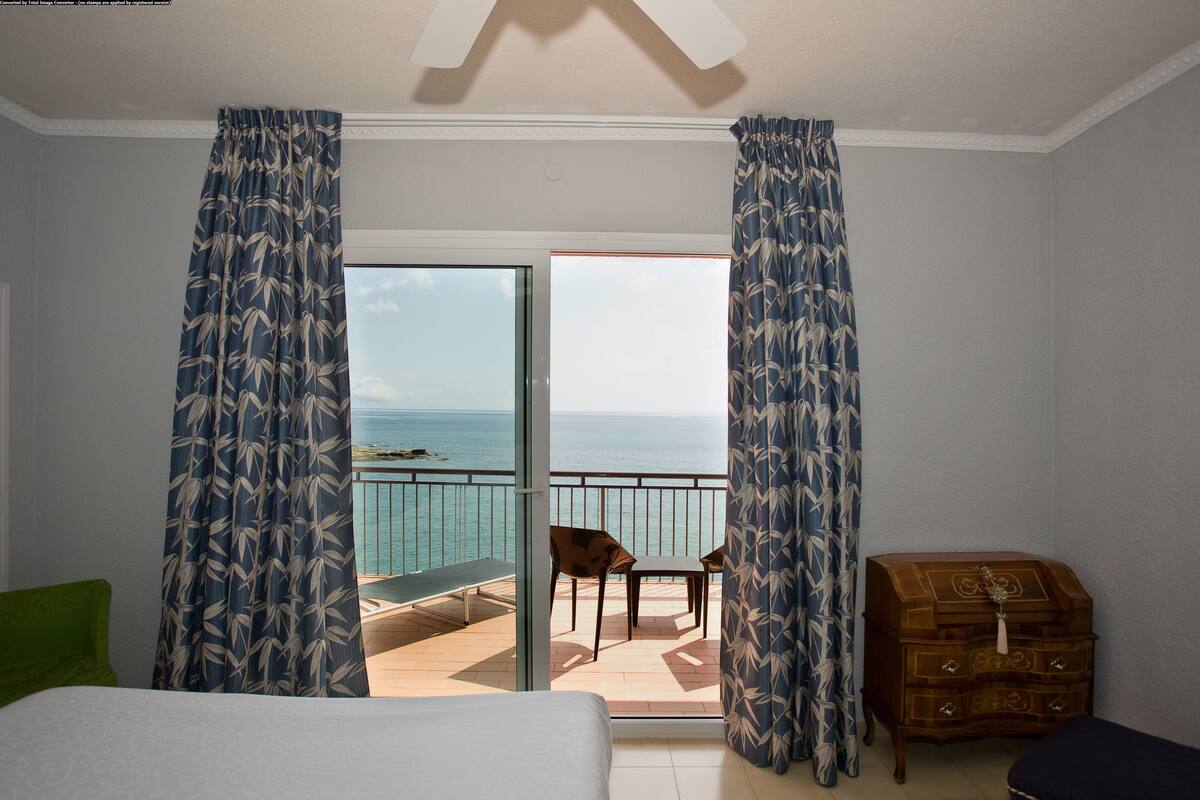 Double Room, Balcony, Sea View (Prestige) | In-room safe, desk, free cots/infant beds, free WiFi